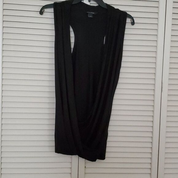 BANANA REPUBLIC black open front tank - Picture 2 of 5